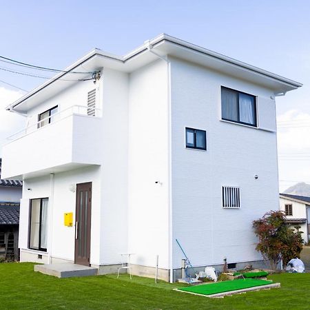 Awaji Garden House In Shinmura Sumoto Экстерьер фото